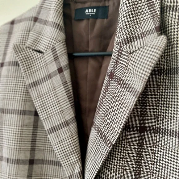 Able Brown Plaid Blazer with Structured Shoulders - Picture 2 of 4